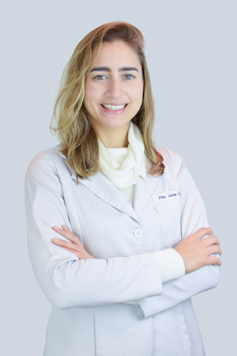 Dra. Laura Fernandes Coelho Dra. Laura Fernandes Coelho